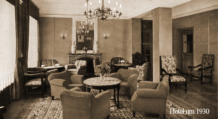 Hotellobby historisch 30er Jahre
