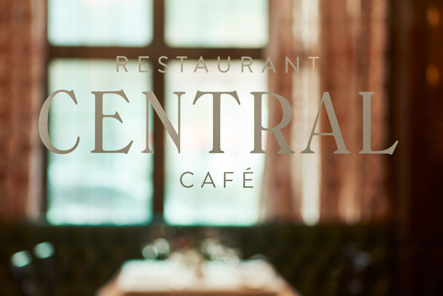 Restaurant Central Logo